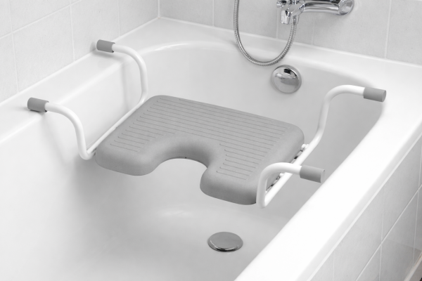Badewannensitz mit Griffen – ergonomischer Wannenaufsatz